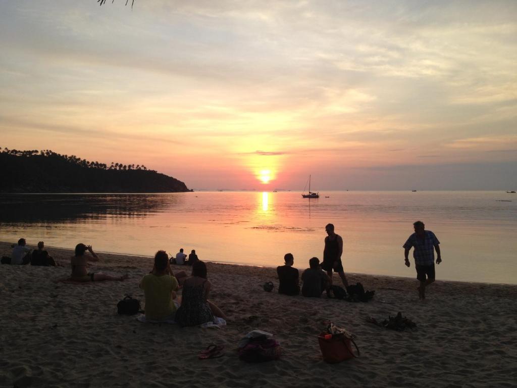 Koh Ma Beach Resort - Sha Extra Plus Mae Haad Phòng bức ảnh